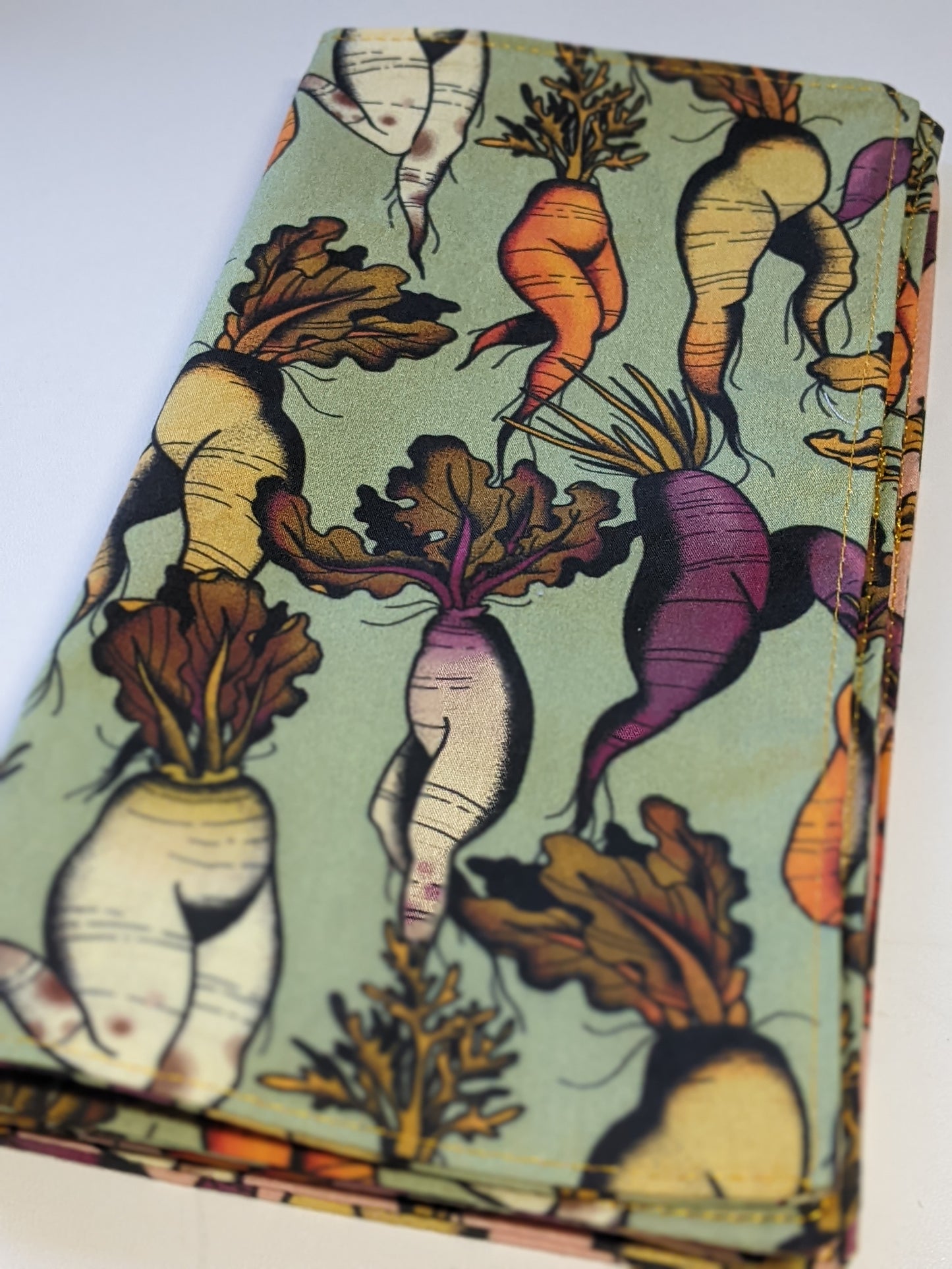 Cloth napkins: dancing roots