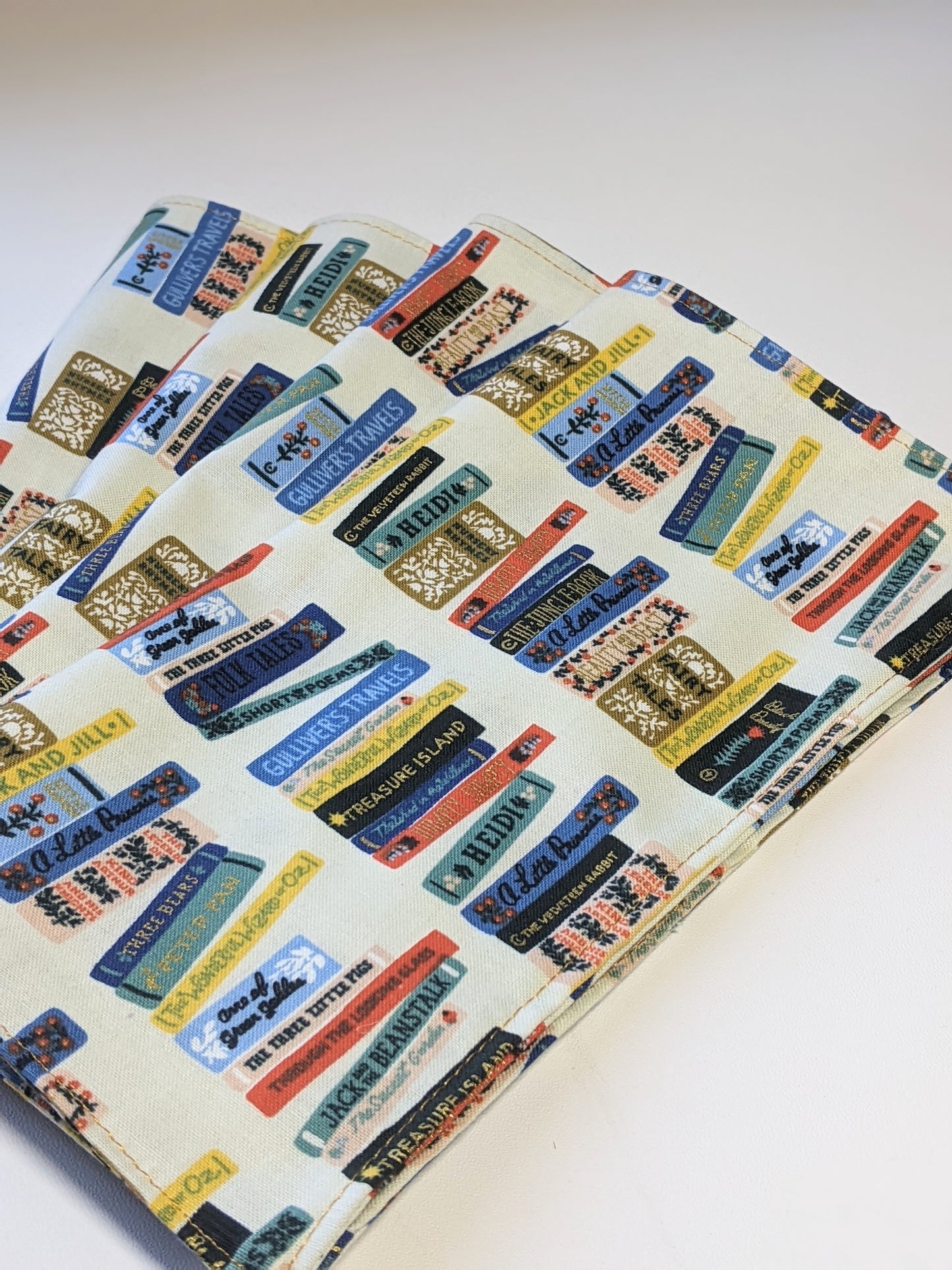 Cloth napkins: book nook