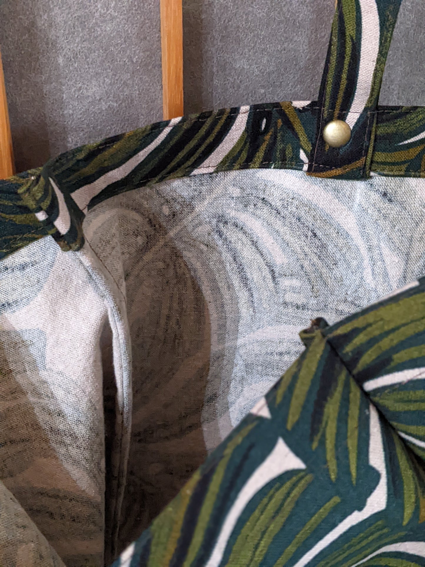Library Tote: Monstera