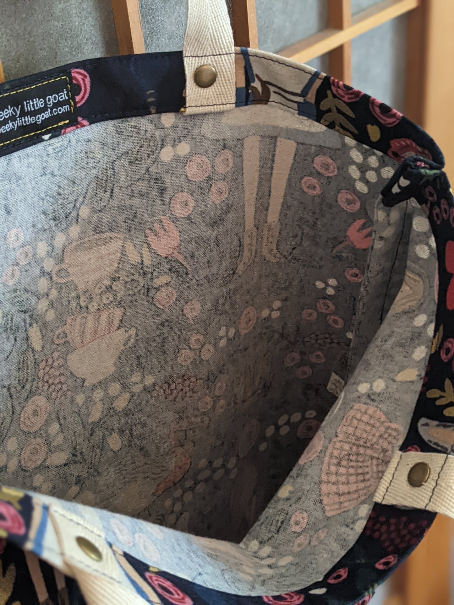Library Tote: Looking Glass
