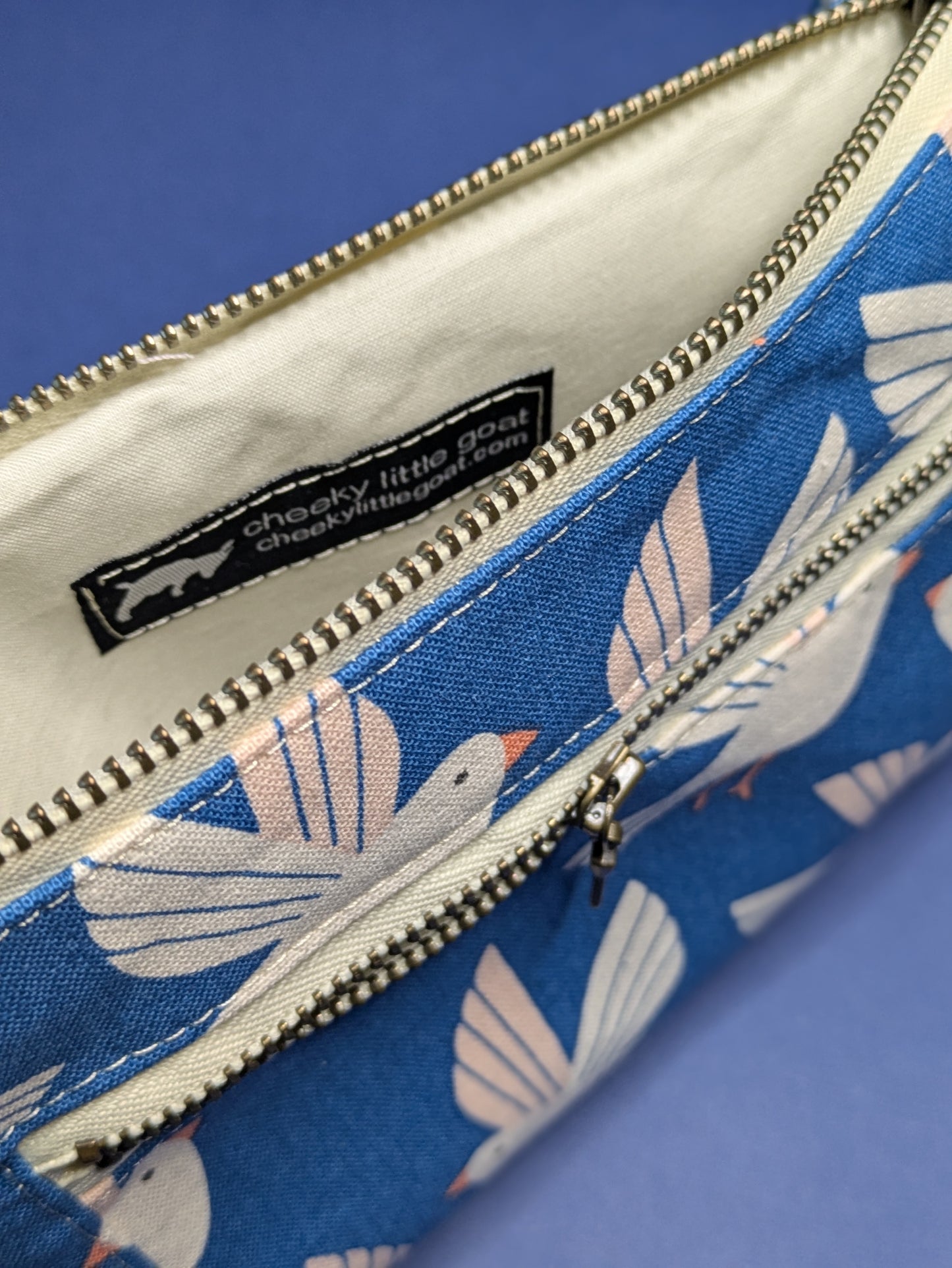 Devon Wristlet: Doves in Flight