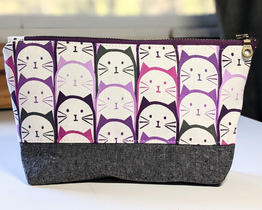 Catface Medium Makeup Bag (purple)